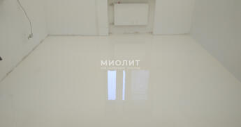 Монтаж наливных полов на плитку